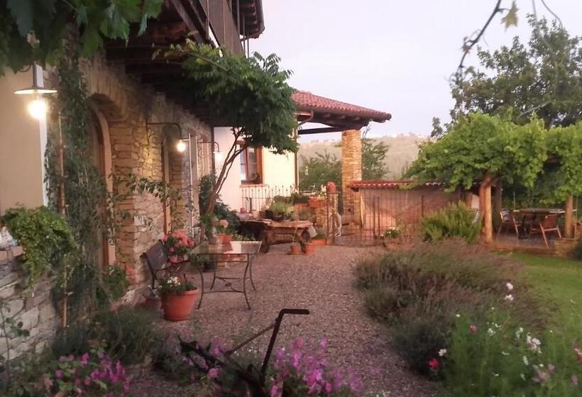 Bed and Breakfast Magiche Langhe