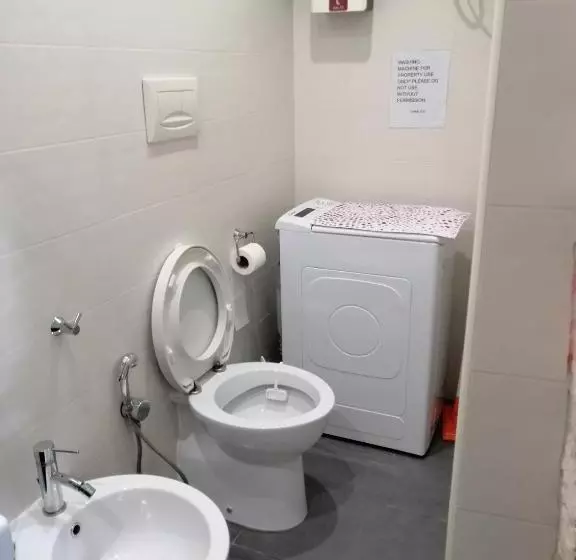 Aamiaismajoitus (B&B) Unique White Stone Studio