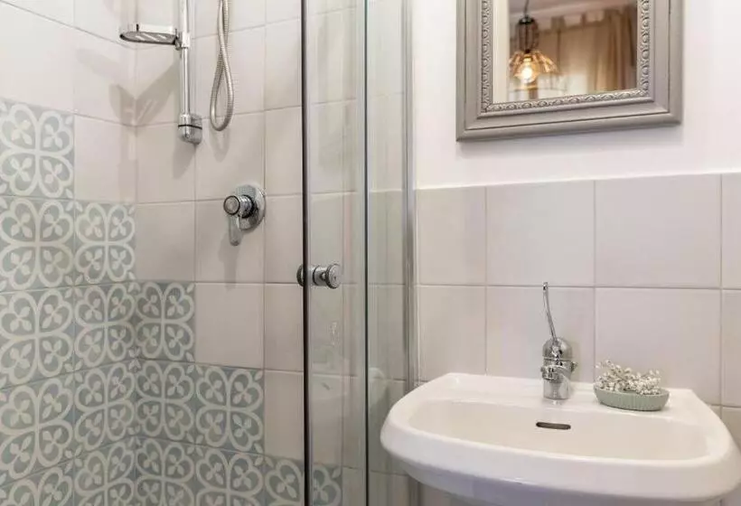 Majatalo La Figlia Del Capitano