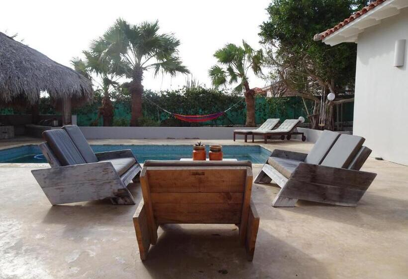 تختخواب و صبحانه Bona Bista Breeze