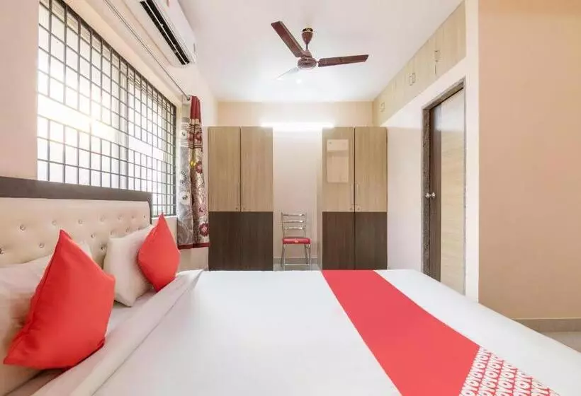 هتل Oyo Surya Residency