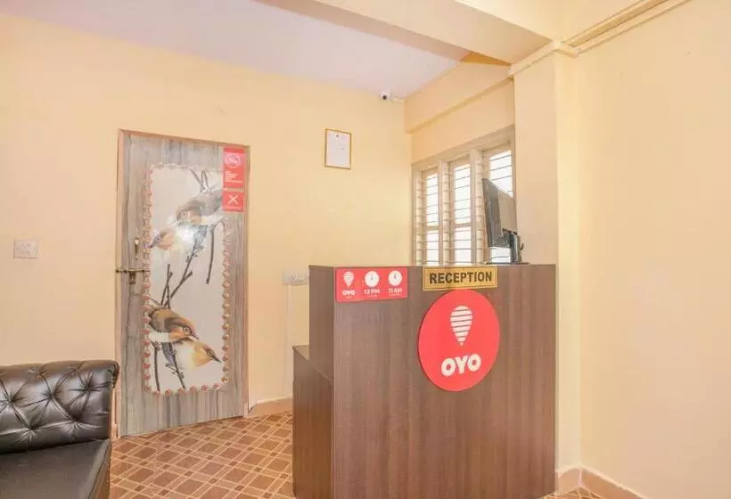 هتل Oyo Surya Residency