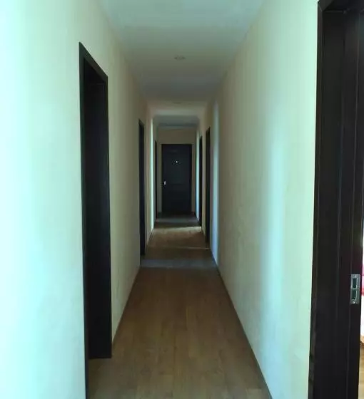پانسیون Guest House Qubi