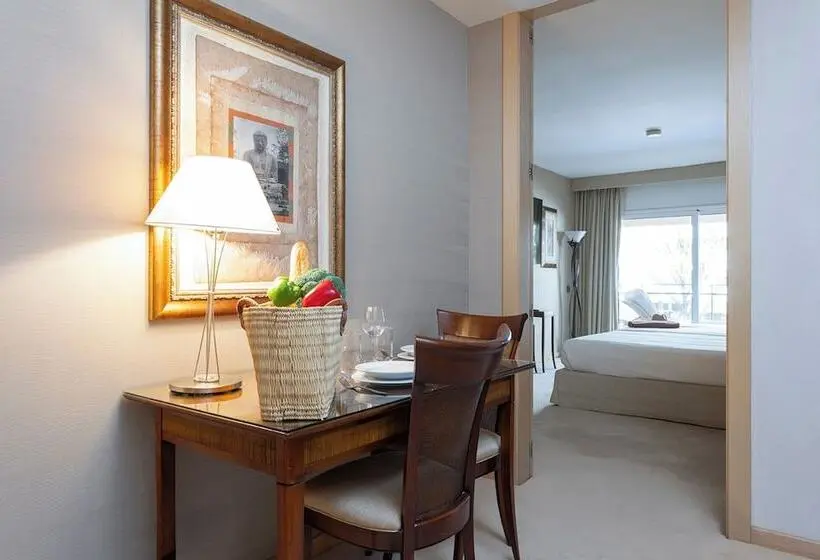 בית מלון כפרי Suites Del Mar Fenals Apartments