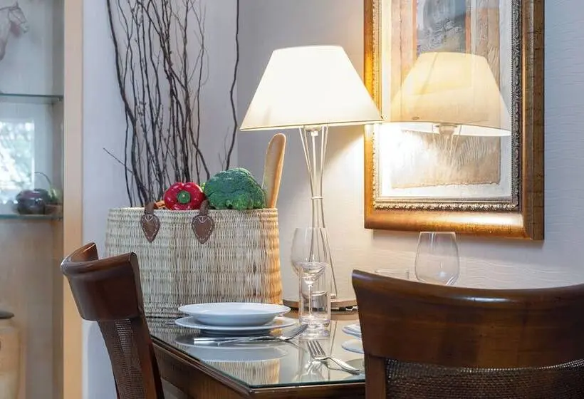 בית מלון כפרי Suites Del Mar Fenals Apartments