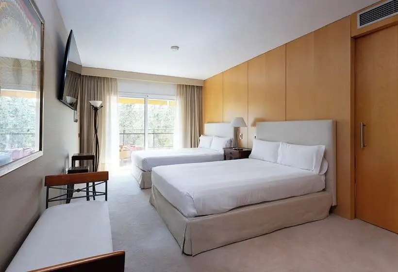 בית מלון כפרי Suites Del Mar Fenals Apartments