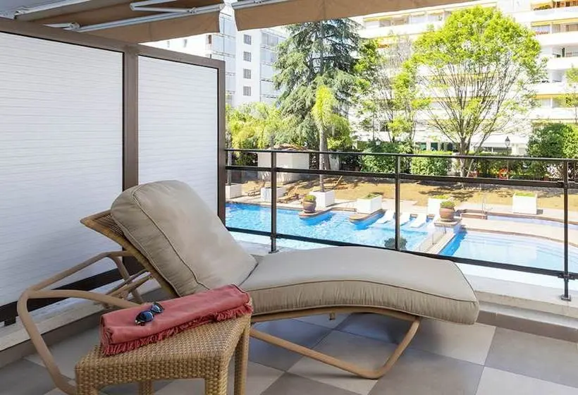 בית מלון כפרי Suites Del Mar Fenals Apartments