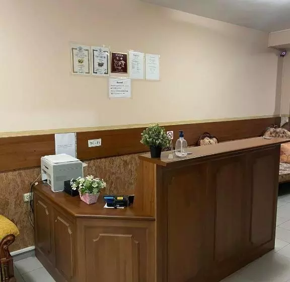 پانسیون Guest House Family