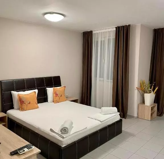 پانسیون Guest House Family