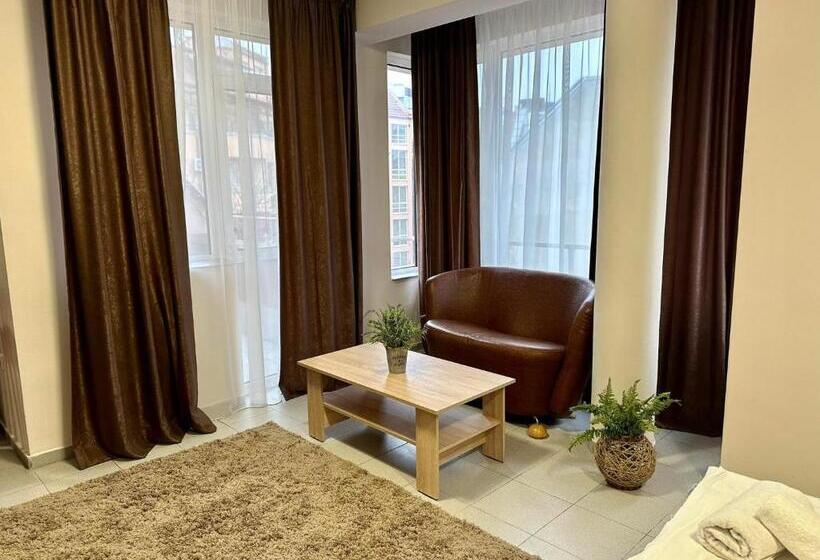 펜션 Guest House Family