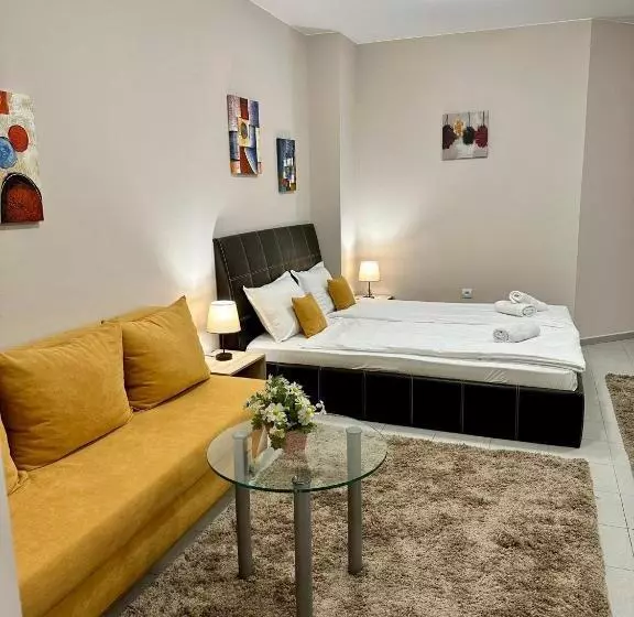 پانسیون Guest House Family