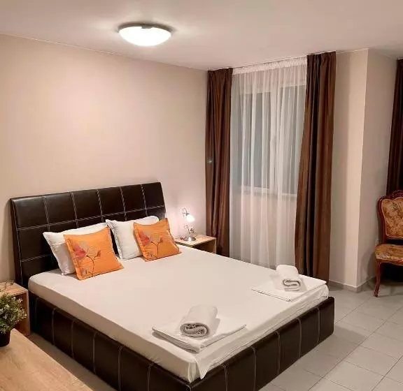 پانسیون Guest House Family