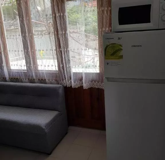 پانسیون Guest Rooms Radost