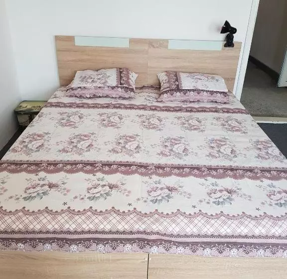 پانسیون Guest Rooms Radost