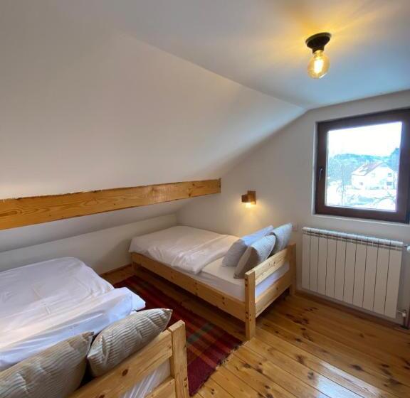 پانسیون Pubhouse & Rooms Pahulja