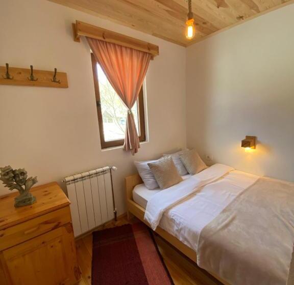 پانسیون Pubhouse & Rooms Pahulja