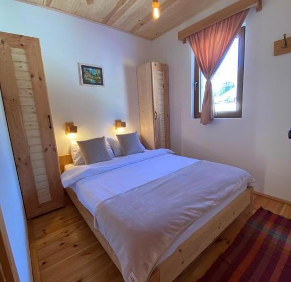 پانسیون Pubhouse & Rooms Pahulja