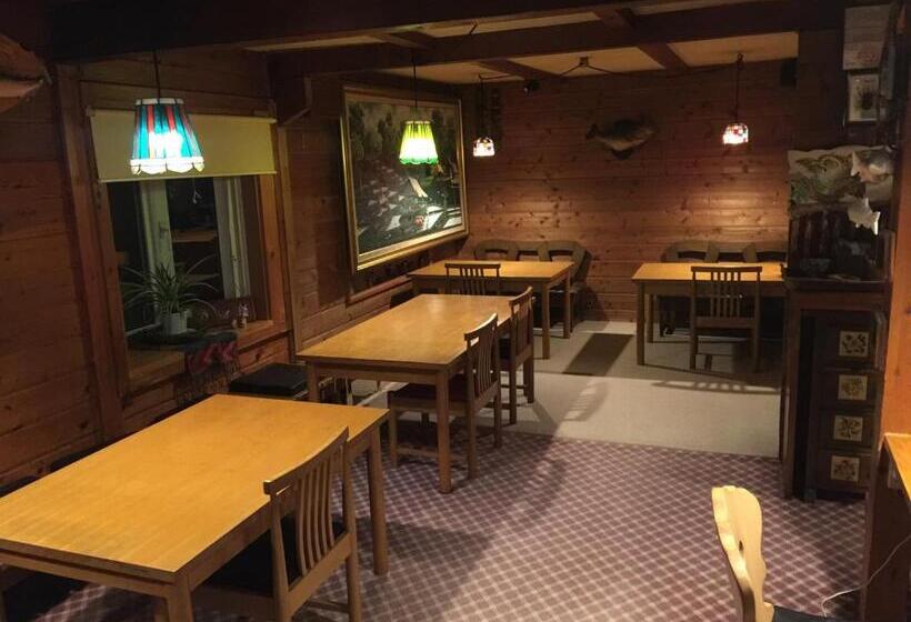 مبيت وإفطار Lake Village Donaludo Pension