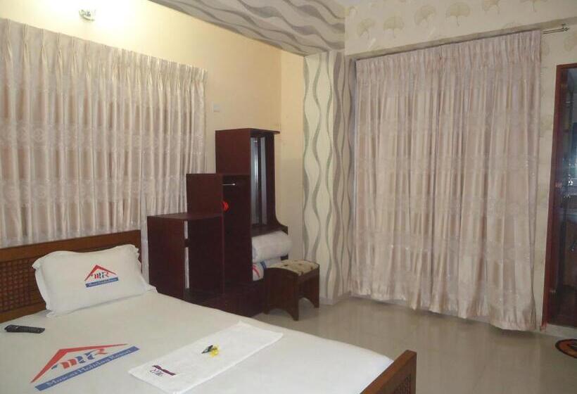 هتل Muscat Holiday Resort