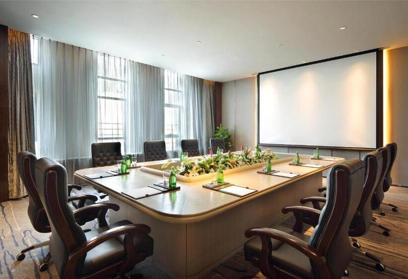 Hotel Wanda Realm Siping