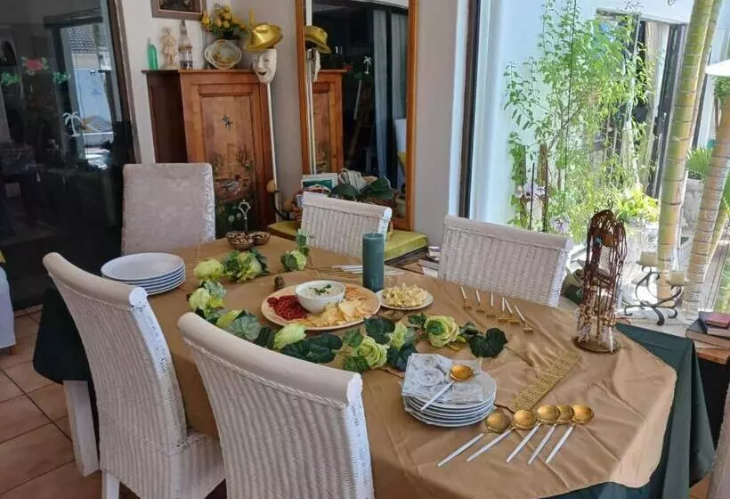 ベッドアンドブレックファースト Au Plais De Langebaan At Palm Tree Villa