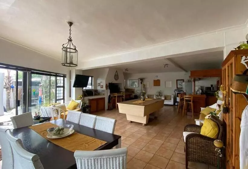 ベッドアンドブレックファースト Au Plais De Langebaan At Palm Tree Villa