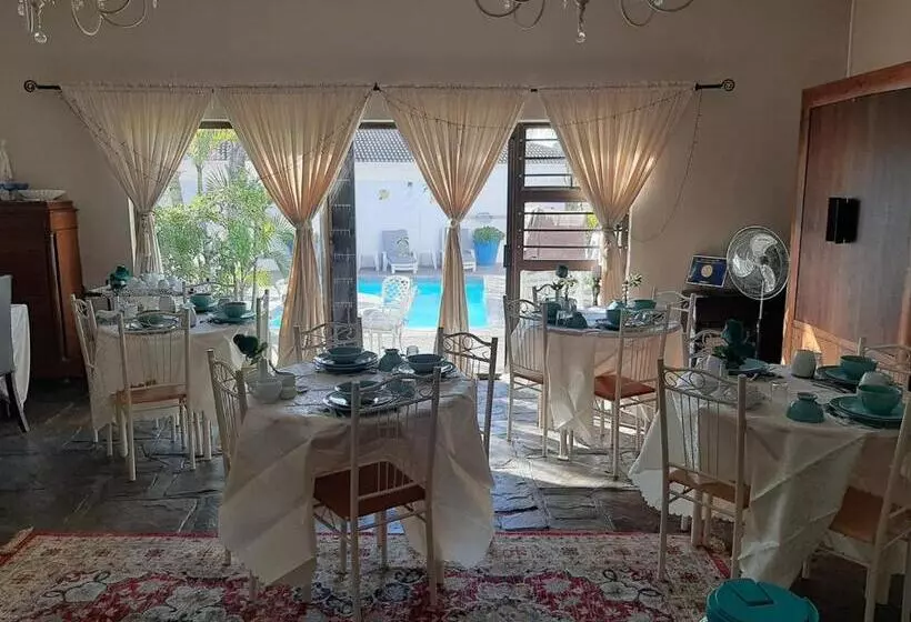 ベッドアンドブレックファースト Au Plais De Langebaan At Palm Tree Villa