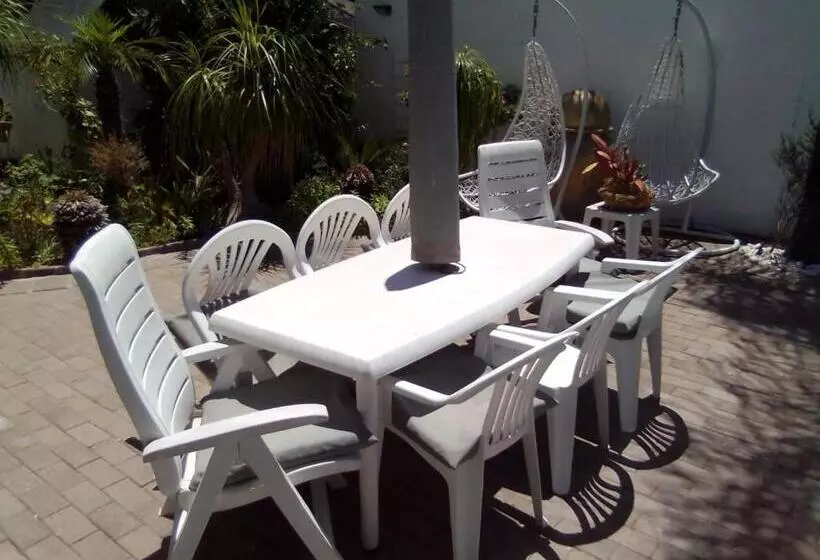 ベッドアンドブレックファースト Au Plais De Langebaan At Palm Tree Villa