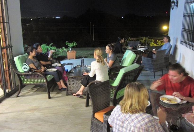 تختخواب و صبحانه El Mirador Suites