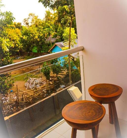 Bed and Breakfast Lazy Inn Kuta Lombok