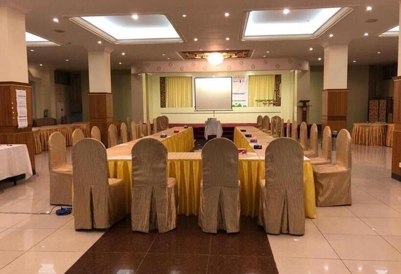 Diamond Crown Hotel Dawei