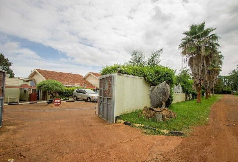 هتل Emirina Travel