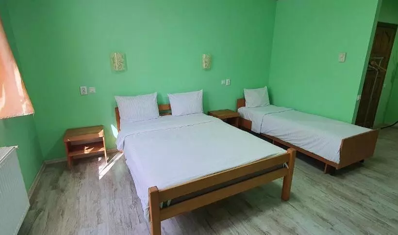 هتل Luxor Inn & Suites