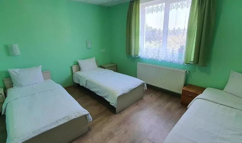 هتل Luxor Inn & Suites