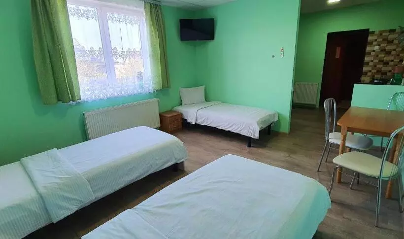 هتل Luxor Inn & Suites
