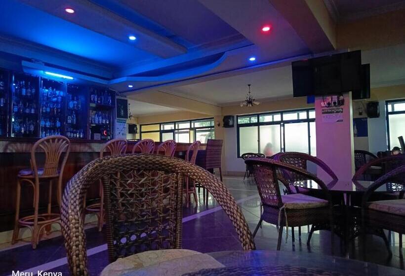 هتل Meru Paramount