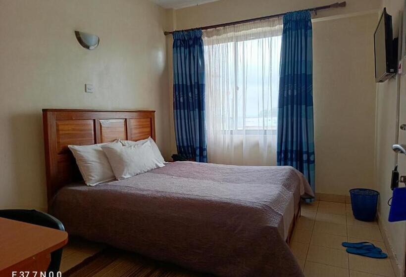 هتل Meru Paramount