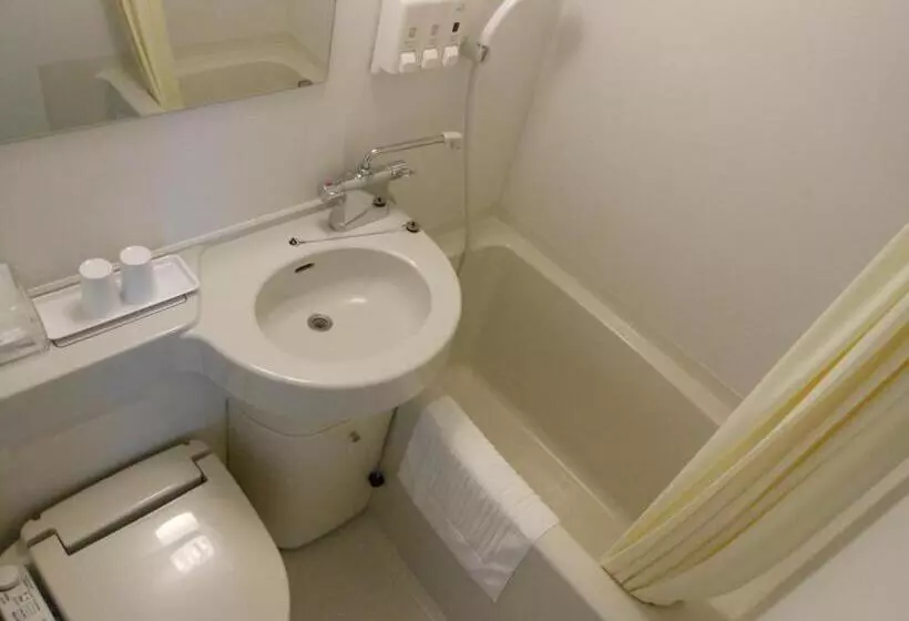 Hotelli Paradisinn Sagamihara