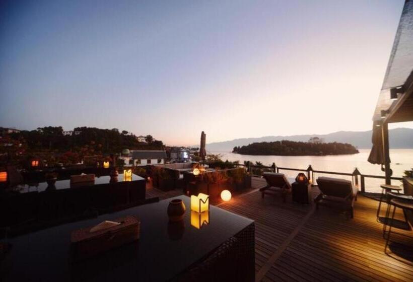 酒店 Yakamoz Haijie