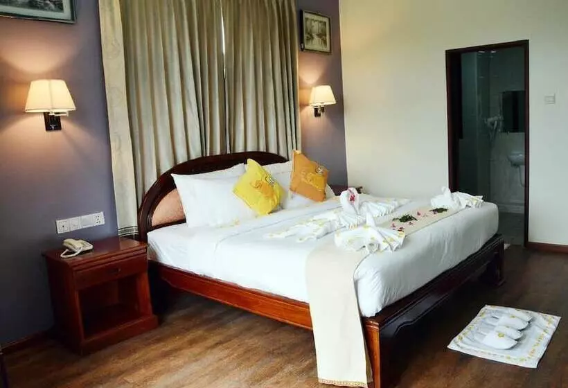 Nwe Waddy Hotel Pyin Oo Lwin