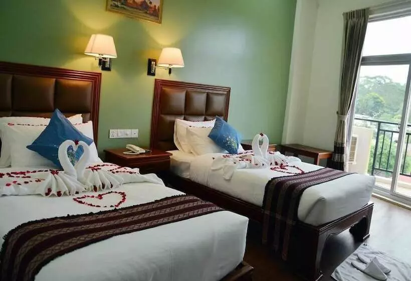 Nwe Waddy Hotel Pyin Oo Lwin