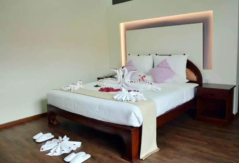 Nwe Waddy Hotel Pyin Oo Lwin