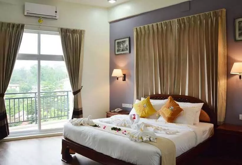 Nwe Waddy Hotel Pyin Oo Lwin
