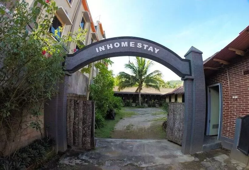 ユースホステル Warungku In Home Stay Senggigi