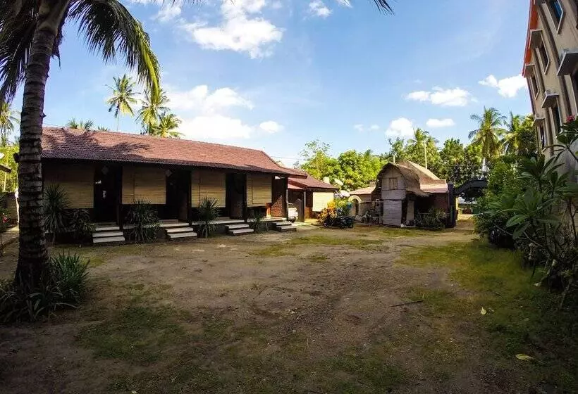 ユースホステル Warungku In Home Stay Senggigi