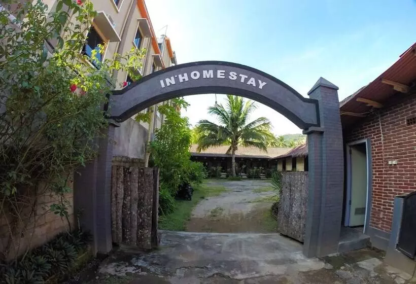 ユースホステル Warungku In Home Stay Senggigi