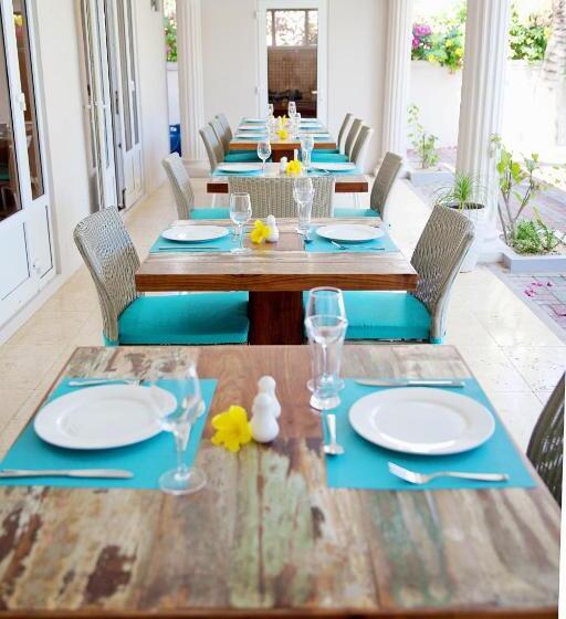 تختخواب و صبحانه Explora Prestige