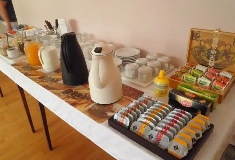 تختخواب و صبحانه Gründner Vendégház
