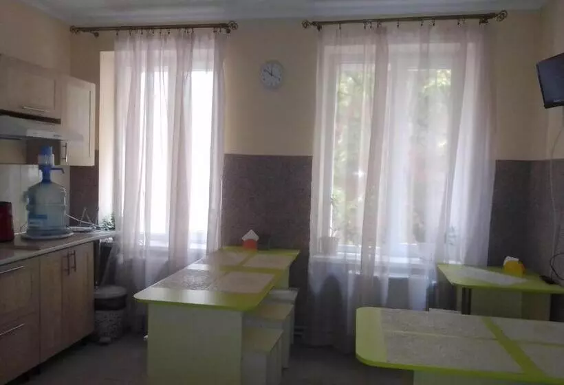 Hostel Iskra