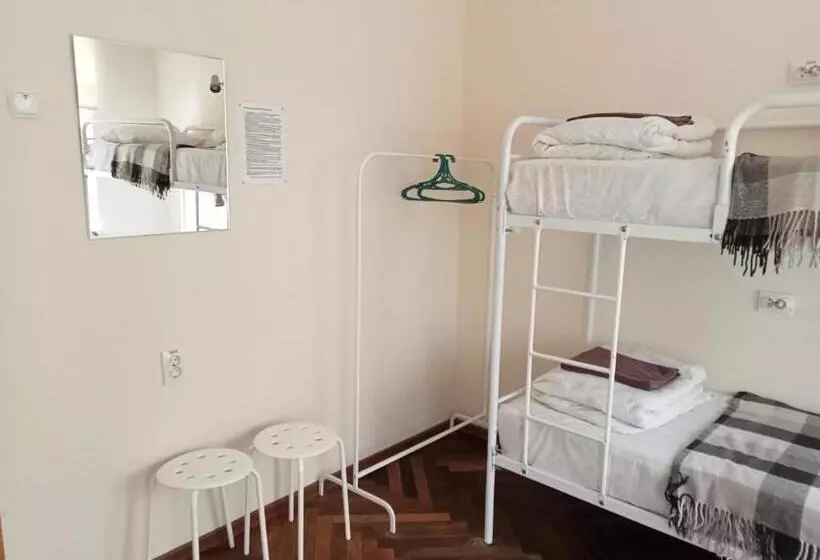 Hostel Iskra